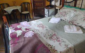 CHALE e SUÍTE com Mimos Café Manhã